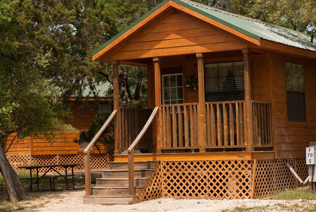 Medina Lake Camping Resort Cabin 3 Lakehills Extérieur photo